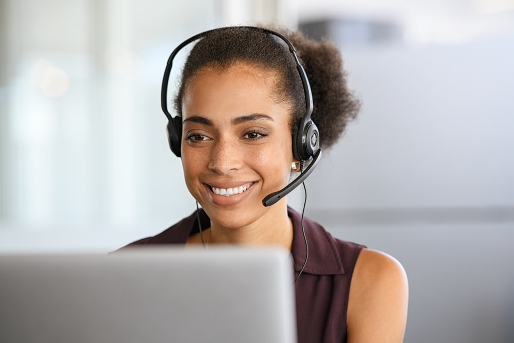 The Lifeline of Immediate Support: Benefits of a 24/7 Mental Health Helpline - Teladoc Health UK